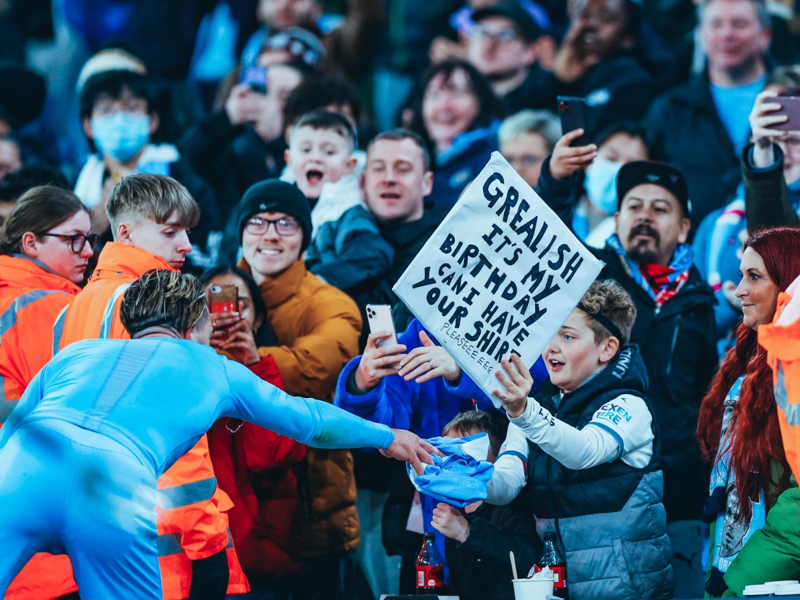 他总是念及 他总是念及